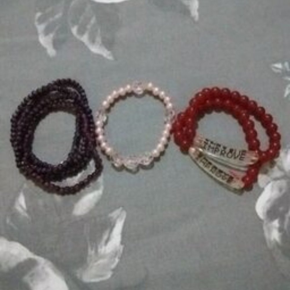 ⚡3/$20⚡ NWOT All 7 bracelets for $12